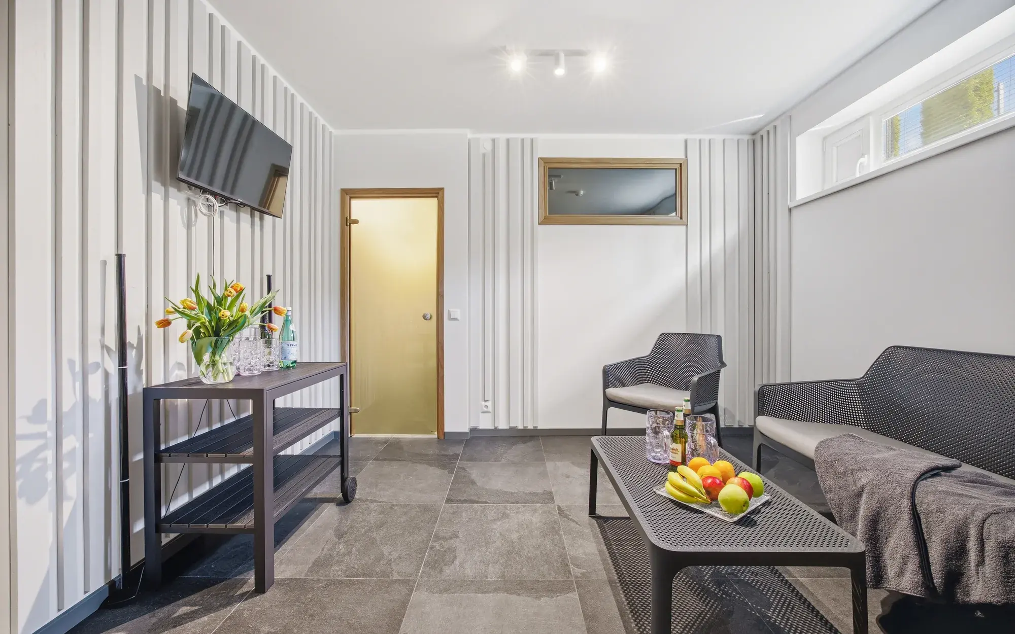 Tehvandi Villa sauna eesruum