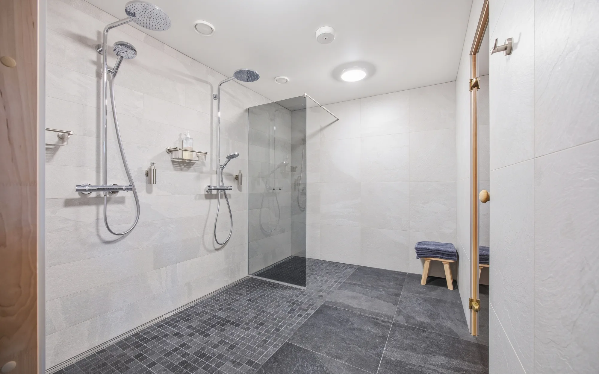 Tehvandi Villa sauna pesuruum