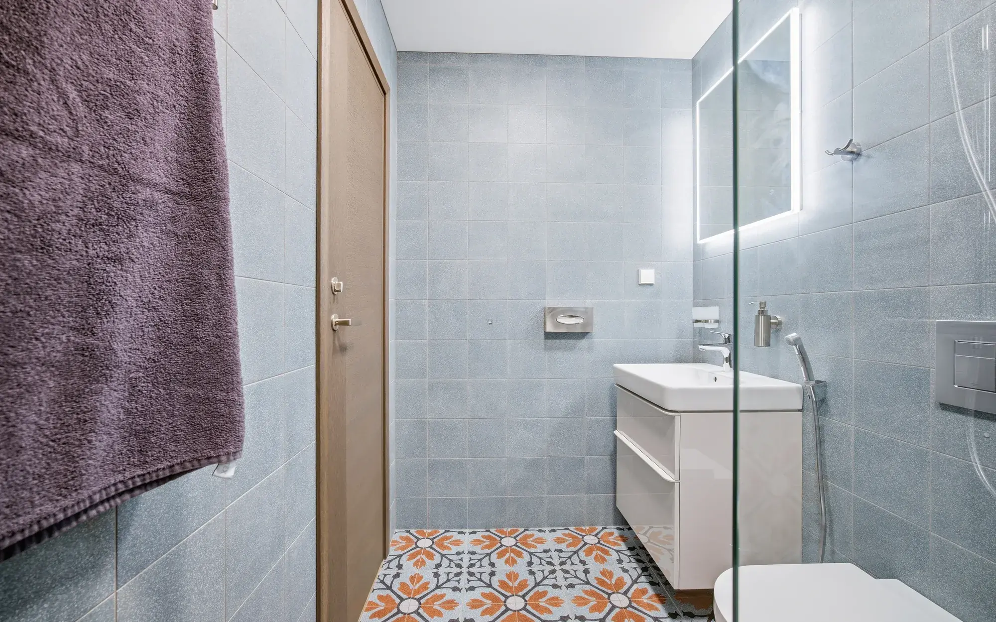 Tehvandi Villa kahene tuba (tuba 6), WC ja dušinurk